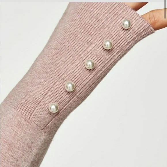 ZARA Pastel Pink Long-Sleeve Turtleneck Top Slim Fit Comfy White Pearl Buttons L - Picture 3 of 16
